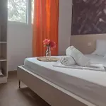 Lani Luxury דירה צ'פרו