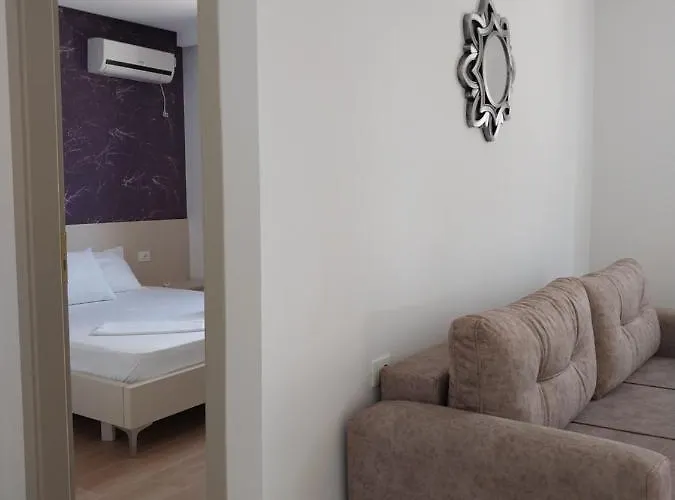 Lani Luxury شقة *