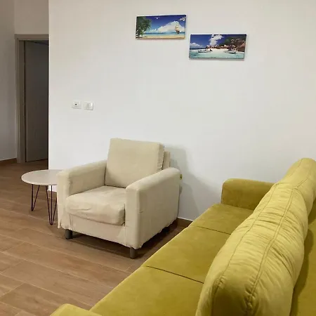 Lani Luxury * Qeparo