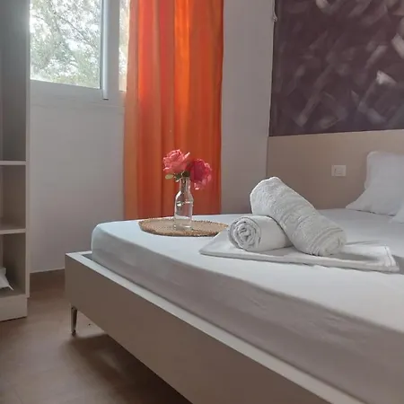 Lani Luxury Apartment Qeparo