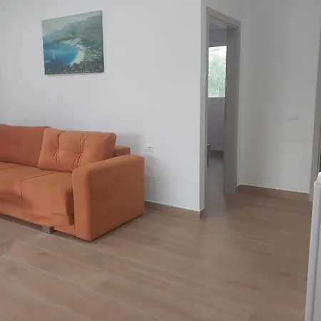Lani Luxury Apartment